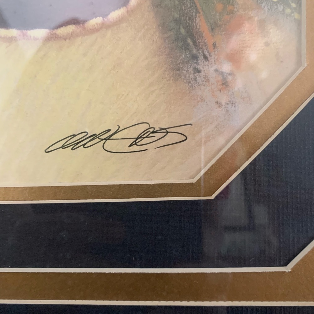 Little Flower Art signed Carl Owens. In an Elegant Gold & Black Glass frame - Picture 3 of 11